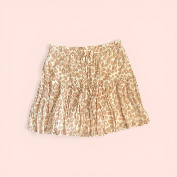 Sanctuary Dresses & Skirts - Sanctuary Beige Leopard-Print Tiered Mini Skirt, size M, NWT